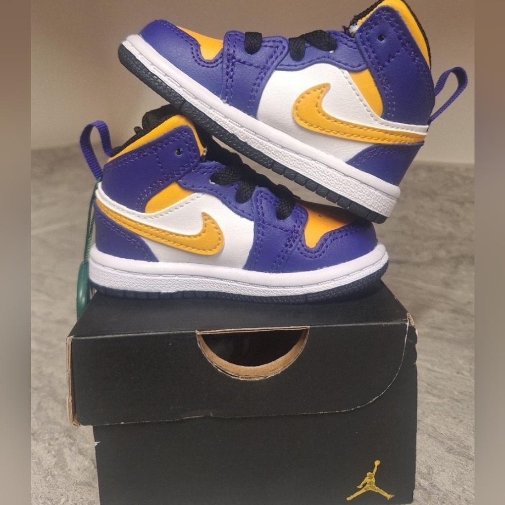 Toddler Jordan 1 Mid Lakers Sneakers DQ8425-517 Dark Concord/Taxi